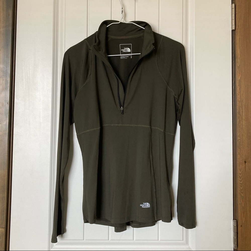 The North Face 1/2 zip, olive, size M